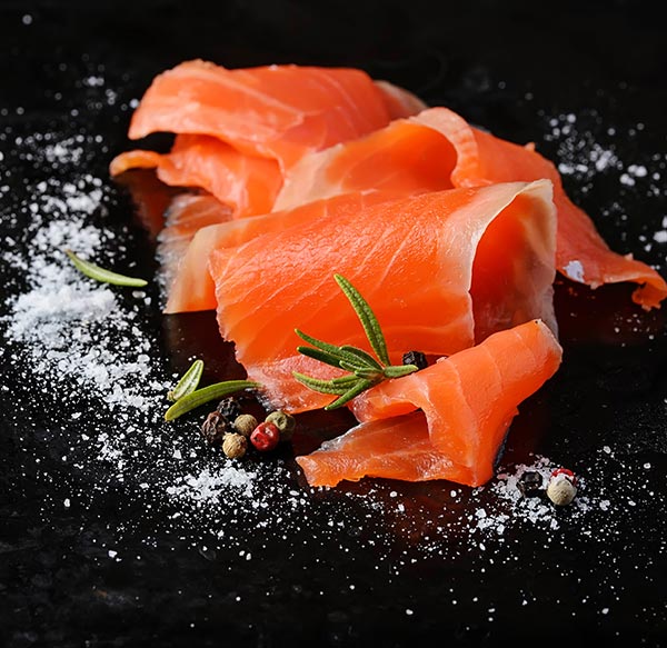 Saumon fumé à l’aneth et citron vert (tranché) (1kg environ)